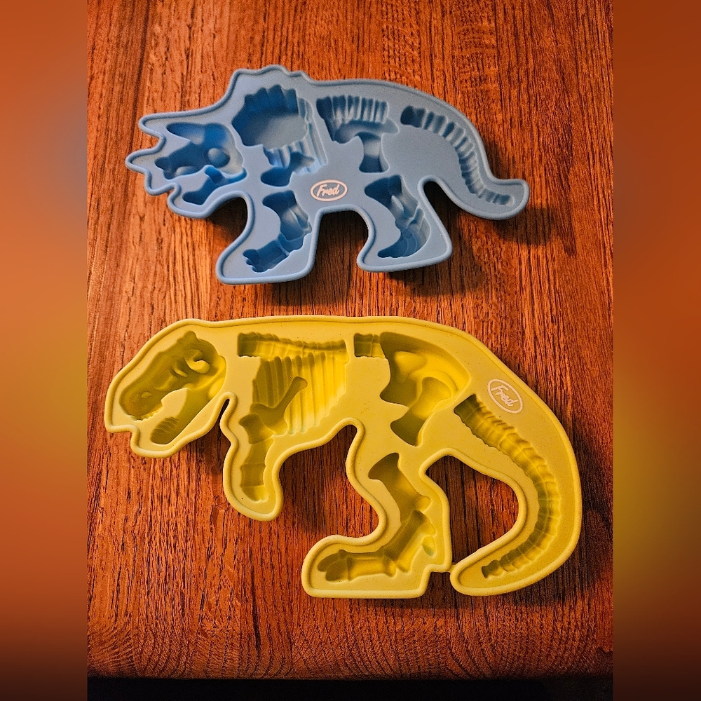 Fred Dino Ice Mold Set